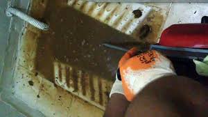  TUVALET AÇAN MAKİNE